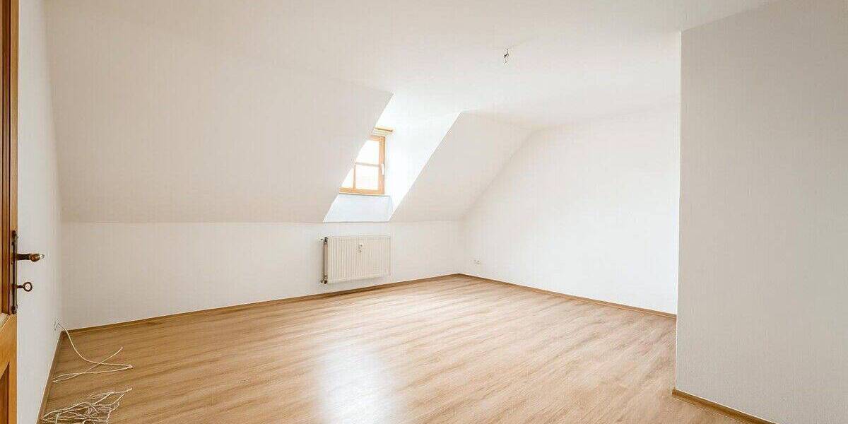 Etagenwohnung Maxhütte-Haidhof Ponholz - 3 Zimmer, 124 m&sup2;, 800&euro; | Angebot:26807150