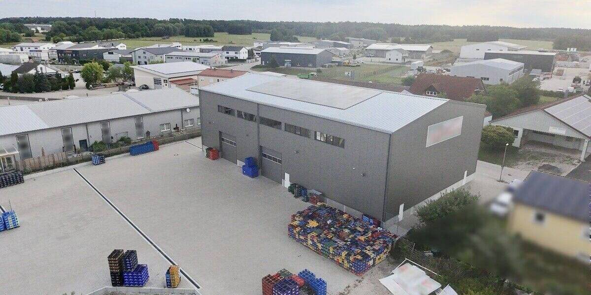 Zentral. Vielseitig. Nutzbar. Moderne Gewerbehalle in Hemau zimmer