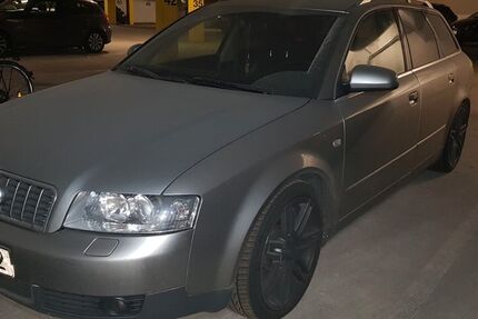 Audi A4 323.976 km 2.399 &euro; Regensburg 93051