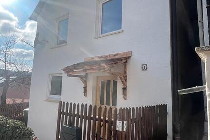 Haus Laaber - 4 Zimmer, 92 m&sup2;, 999&euro; | Angebot:25540024