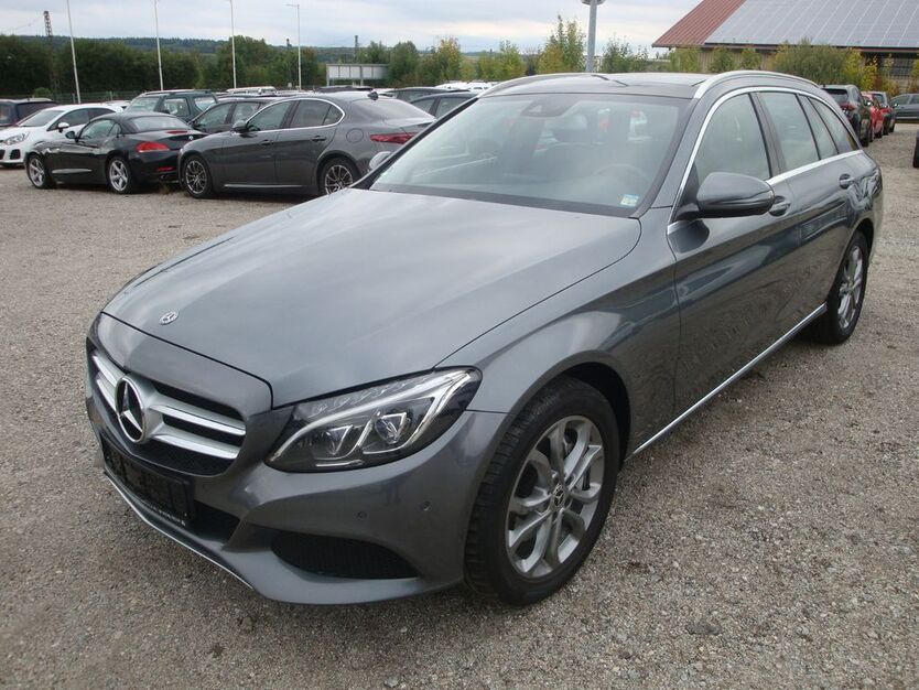 Mercedes-Benz C 250 406.187 km 11.450 € Neufahrn 84088