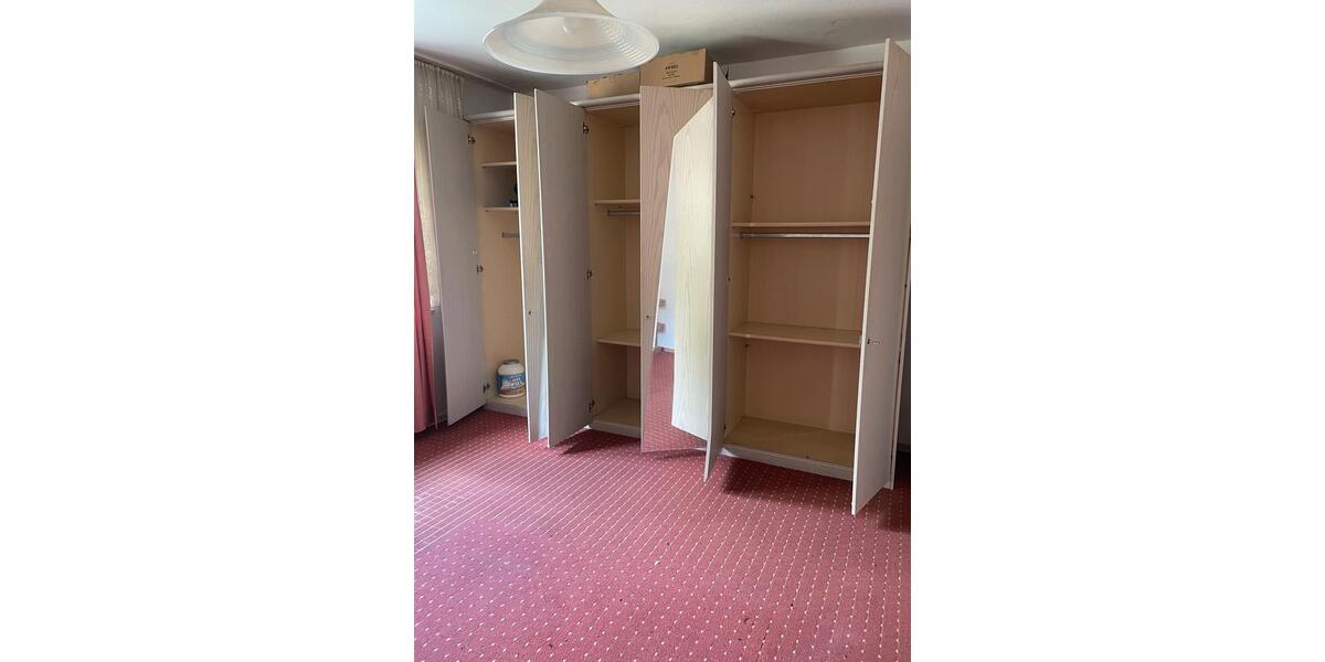 Etagenwohnung Regensburg Konradsiedlung - 5 Zimmer, 85 m&sup2;, 1.500&euro; | Angebot:26502767