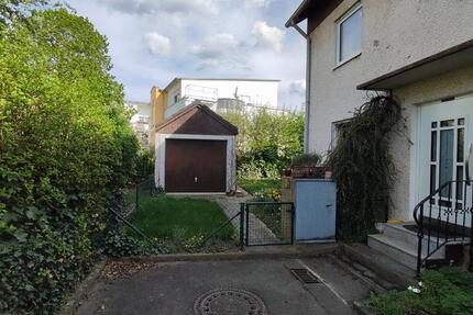 Haus, Reihenhaus, Reiheneckhaus mit großem Garten in ruhiger Lage