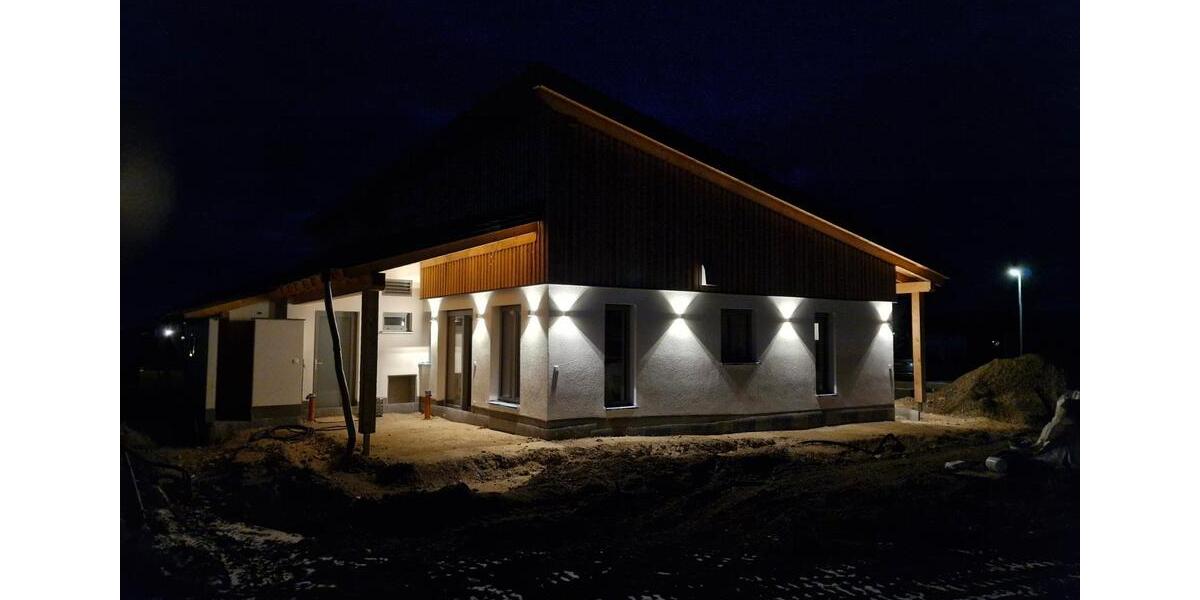 Doppelhaushälfte Aholfing - 4 Zimmer, 99 m&sup2;, 1.235&euro; | Angebot:24375542