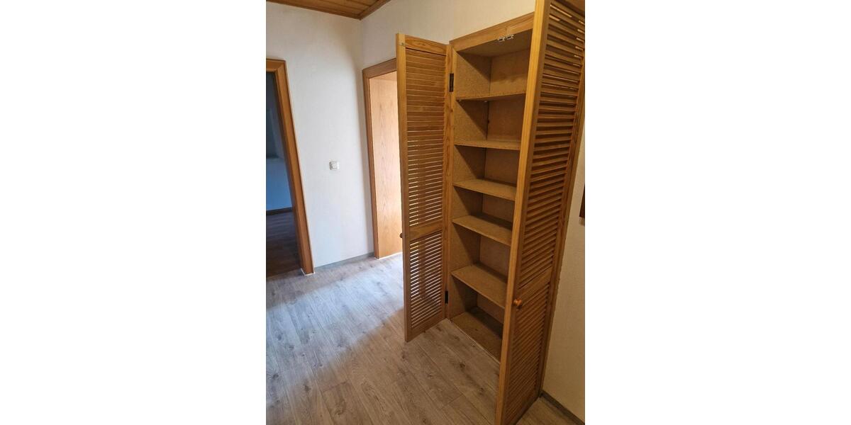 Erdgeschoßwohnung Wolfsegg - 3 Zimmer, 100 m&sup2;, 850&euro; | Angebot:26329474