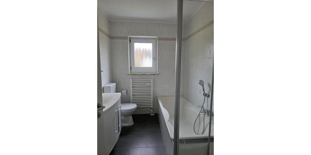 Mehrfamilienhaus, Wohnhaus Wenzenbach - 8 Zimmer, 160 m&sup2;, 520.000&euro; | Angebot:24693795