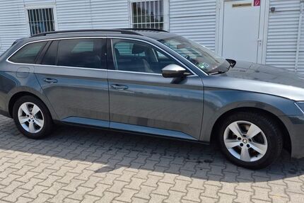 Skoda Superb 218.500 km 17.150 &euro; Alteglofsheim 93087