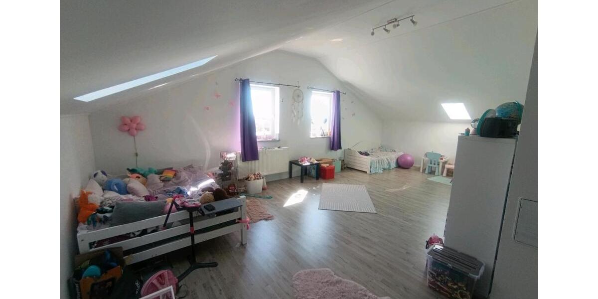 Gewerbeimmobilie mit Wohneinheit, großer Garten zimmer