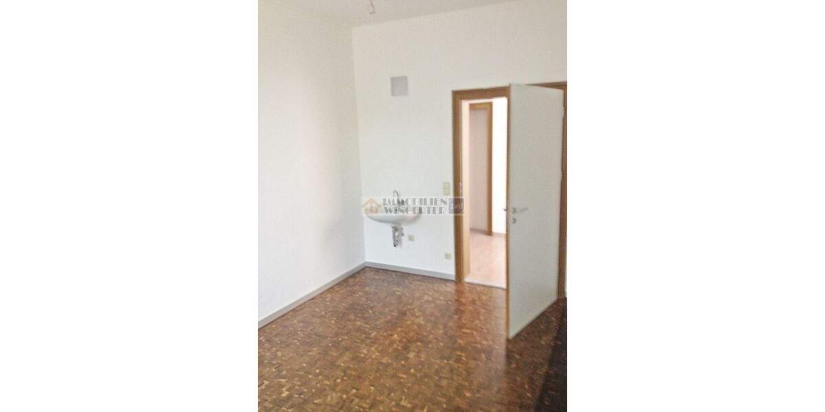 Etagenwohnung Regensburg Kasernenviertel - 4 Zimmer, 122 m&sup2;, 495.000&euro; | Angebot:25744382