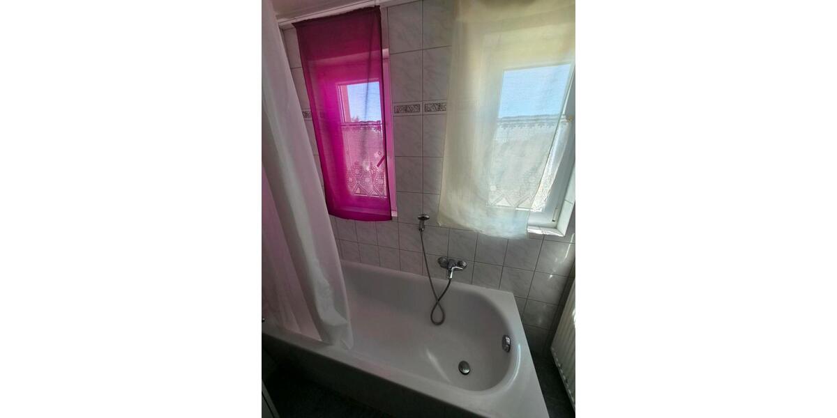 Etagenwohnung Regensburg Ganghofersiedlung - 3 Zimmer, 80 m&sup2;, 750&euro; | Angebot:26677644