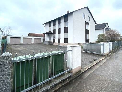 Etagenwohnung Regenstauf - 4 Zimmer, 109 m&sup2;, 260.000&euro; | Angebot:26367257